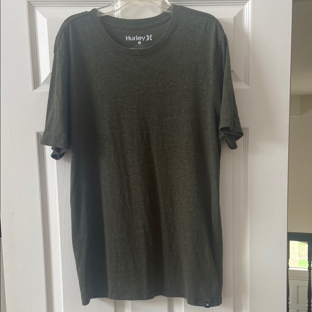 Hurley Men's Green T-Shirt